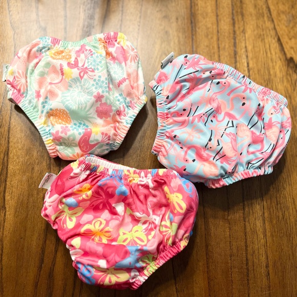 *temporary $7 closet sale* Green Sprouts Girls Swim diapers size 12 months - Picture 3 of 4